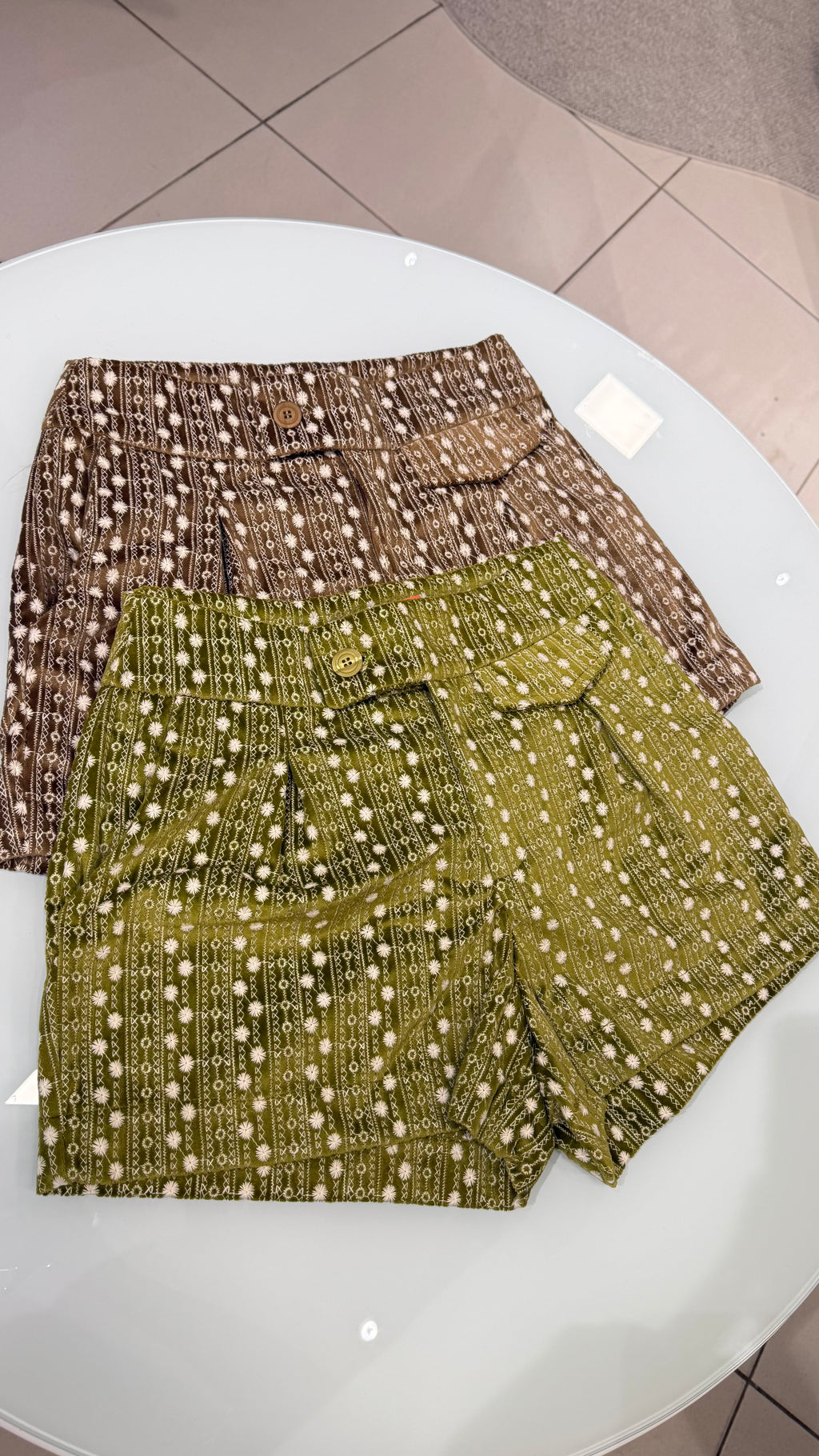 SHORT VELVET