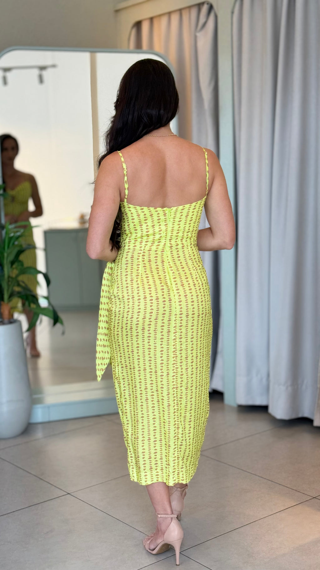 VESTIDO PÉTALAS MIDI ESTAMPADO VERDE